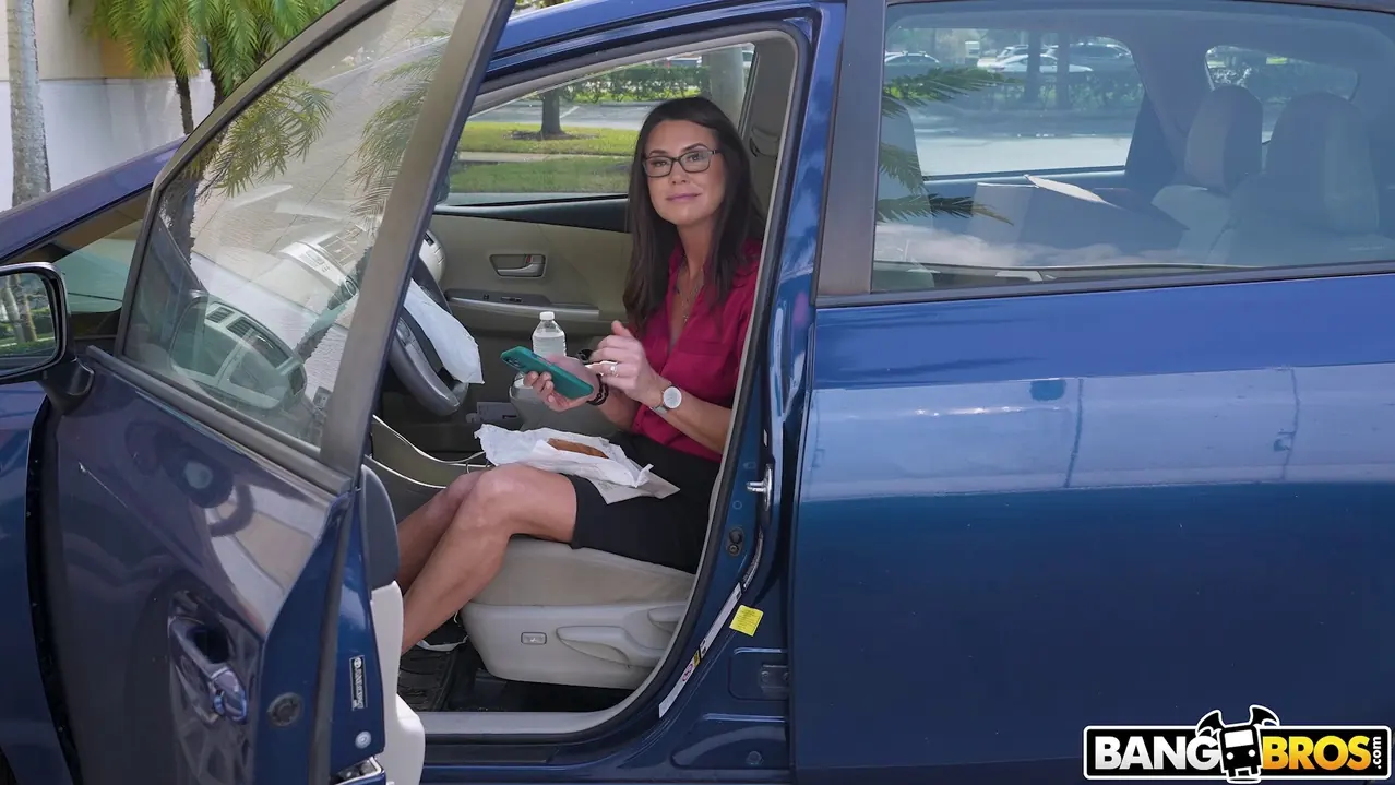 Abby Somers en 'MILF sexy con anal' from 'Bangbros' (foto 375) Bangbros 'MILF sexy con anal' protagonizando Abby Somers (foto 375)