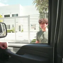 Alex Coal en Reverse Bus (foto 621) Alex Coal en 'Bangbros' Reverse Bus (Miniatura 621)