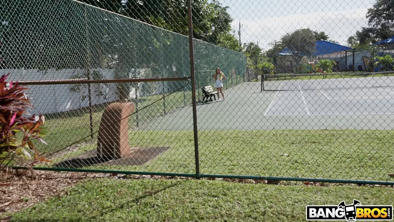 Bangbros 'Alexis viaja en autobús' protagonizando Alexis James (foto 375)