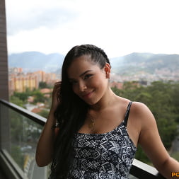 Alisson Brooks en La ardiente colombiana Alisson tiene su propia publicación en el blog. (foto 1) Alisson Brooks en 'Bangbros' La ardiente colombiana Alisson tiene su propia publicación en el blog. (Miniatura 1)