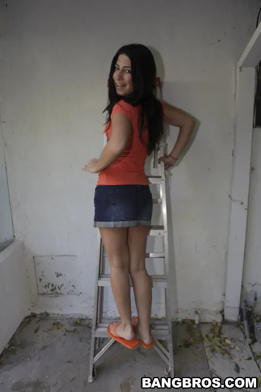 Bangbros 'Shopping Mall Nut' starring Allie Jordan (Photo 252)