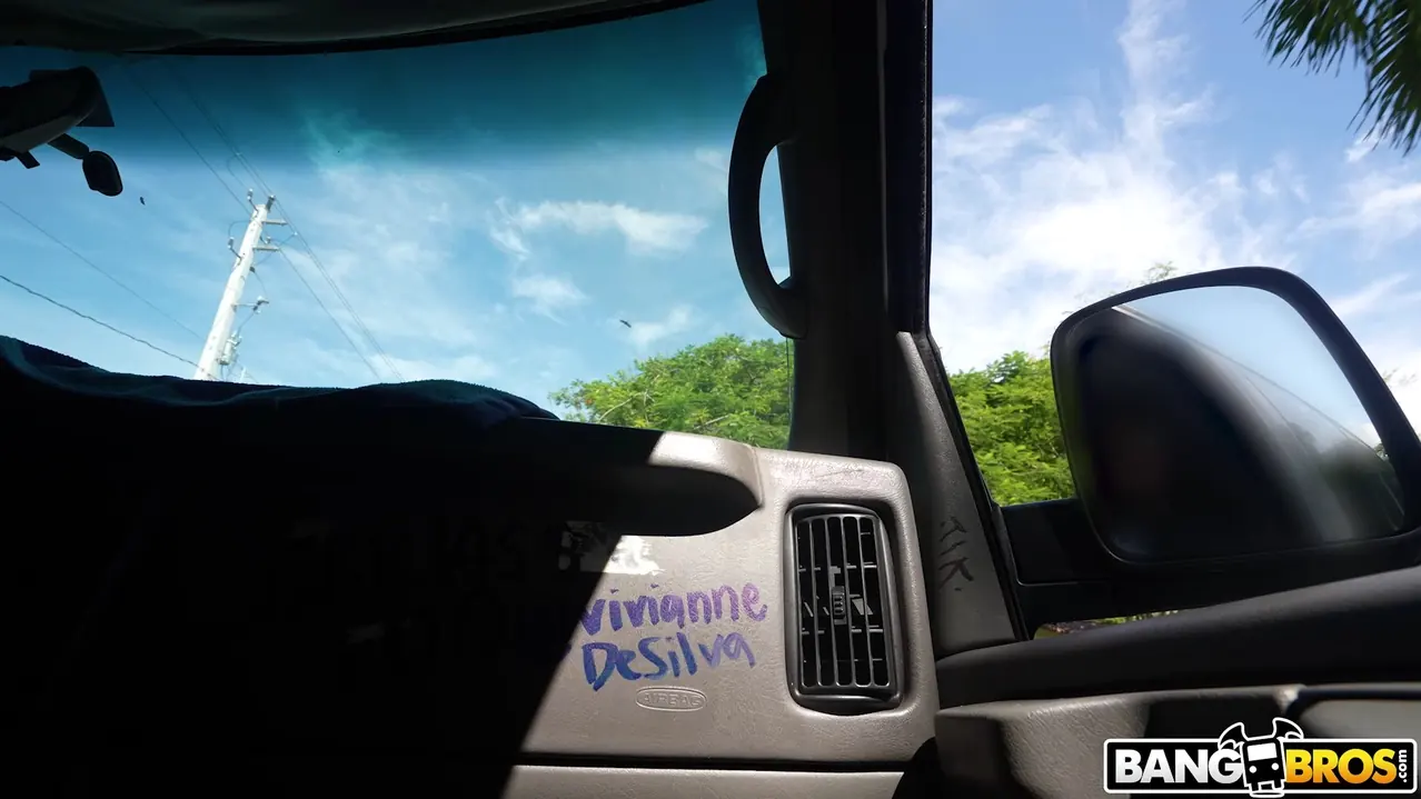 Alyson Mystery en 'Bonita, en forma y flexible' from 'Bangbros' (foto 1) Bangbros 'Bonita, en forma y flexible' protagonizando Alyson Mystery (foto 1)