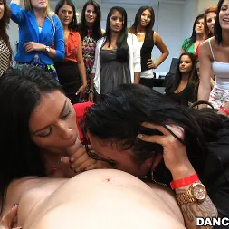 Amateurs in 'Bangbros' With Mouths Full Of Dicks! (Thumbnail 660)