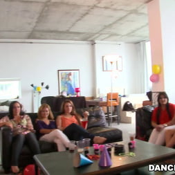 Amateurs in 'Bangbros' Bachelorette Loft Party (Thumbnail 1)