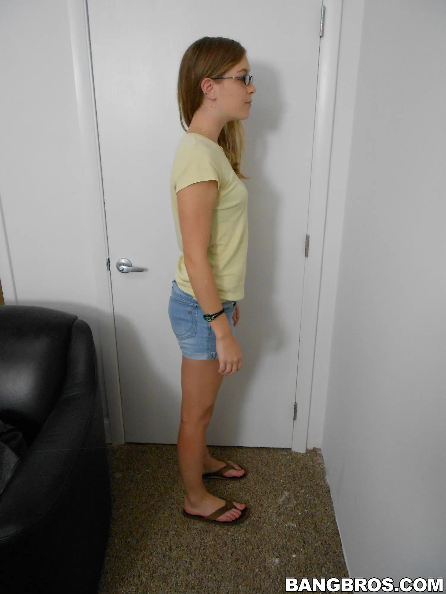 Bangbros 'Sweet 19 year old' starring Amber (Photo 3)