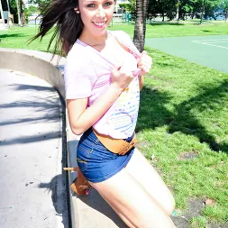 Anastasia Morna en 'Bangbros' Anastasia vuelve por la polla (Miniatura 33)