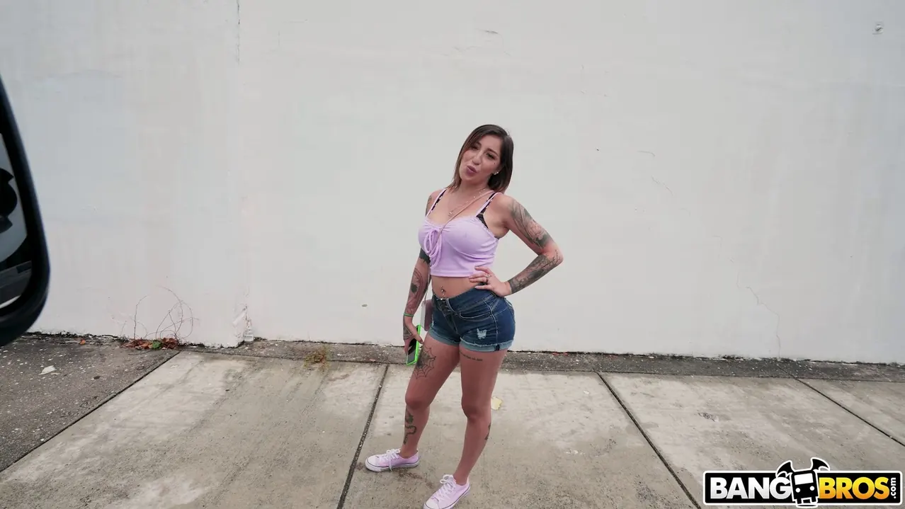 Bangbros 'Chica salvaje hace twerking para un paseo' protagonizando Anna Chambers (foto 448)