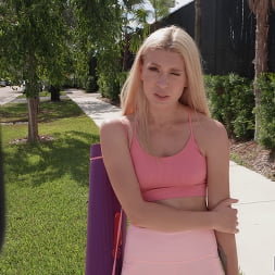 Anna Kovachenko in Hot Yoga Student Banged in Bus (Photo 825) Anna Kovachenko in 'Bangbros' Hot Yoga Student Banged in Bus (Thumbnail 825)