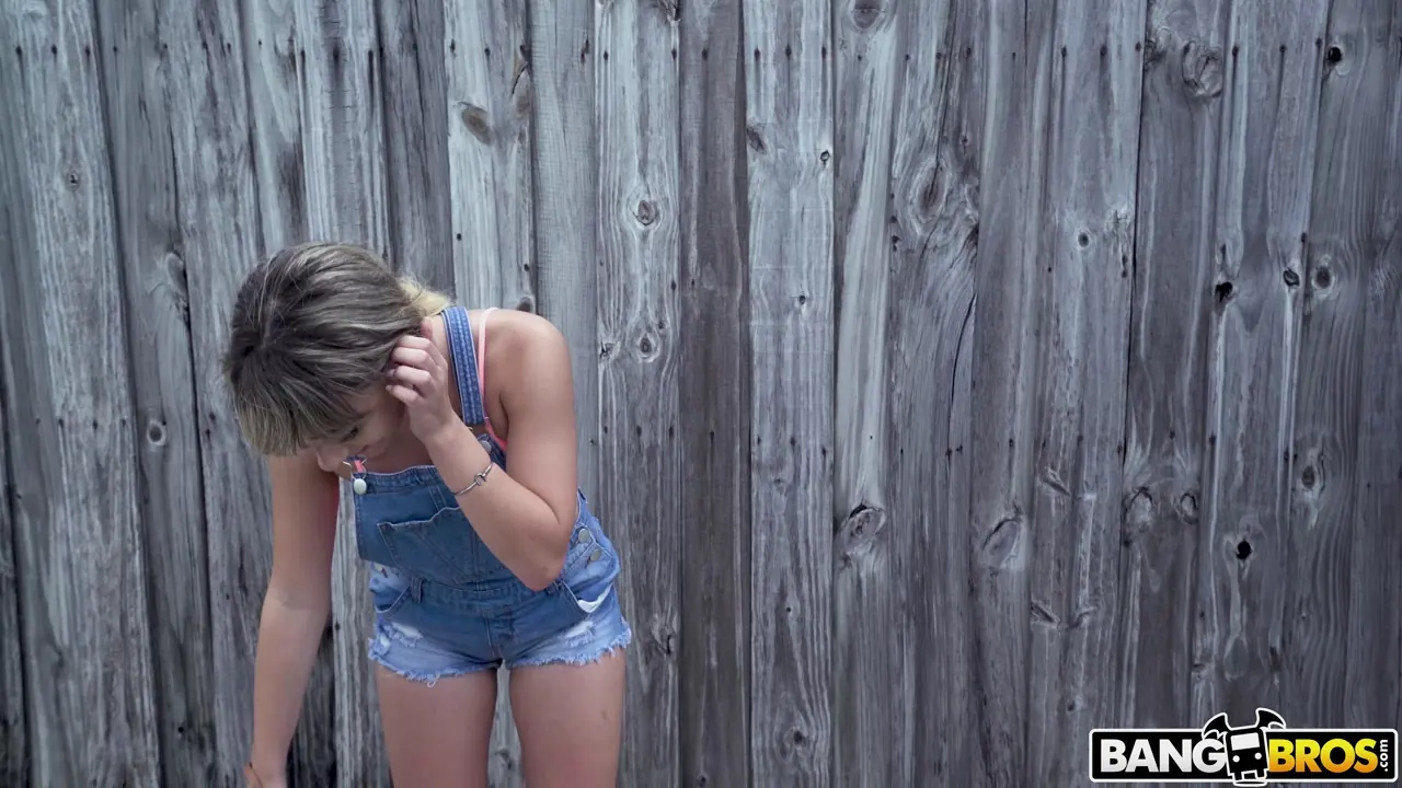 Bangbros 'Innocent 18 Year Old Gets Fucked Hard' starring Anna Mae (Photo 42)