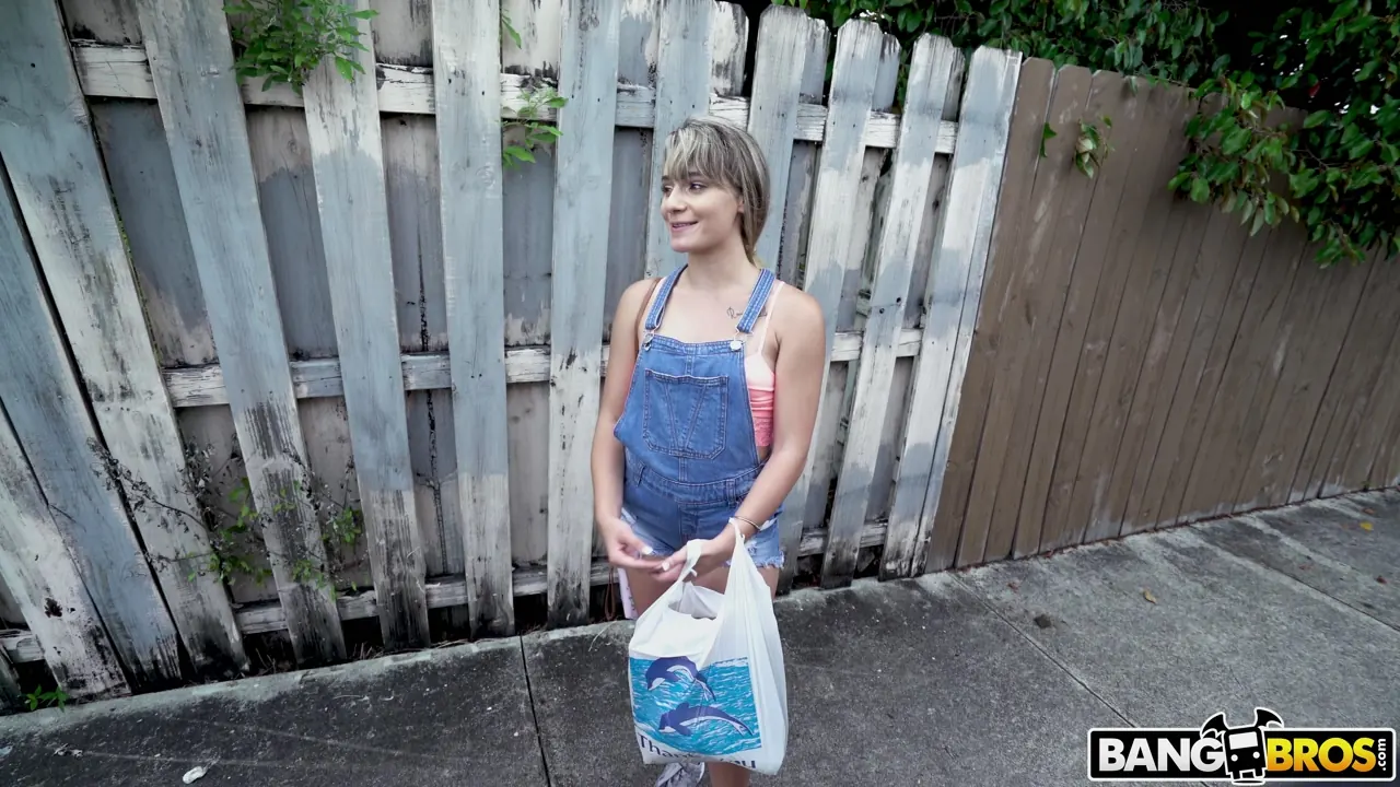 Bangbros 'Innocent 18 Year Old Gets Fucked Hard' starring Anna Mae (Photo 105)