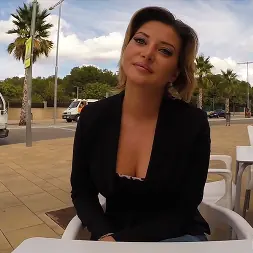 Anna Polina en 'Bangbros' Una nena rusa recibe una follada anal en público (Miniatura 66)