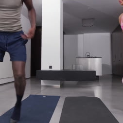 Annabelle Blue in 'Bangbros' Flexible Yoga Fuck Session (Thumbnail 260)