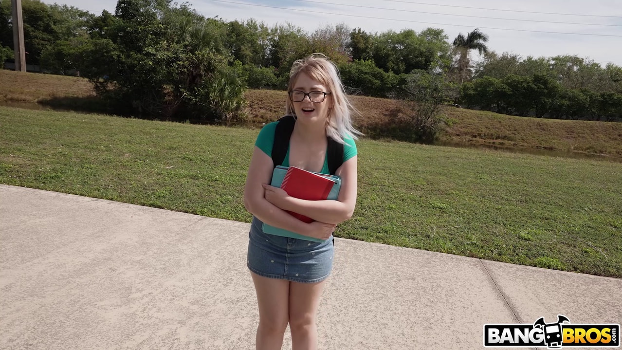 Bangbros 'Nerdy Blonde Takes Big Dick' starring Annie Archer (Photo 1125)