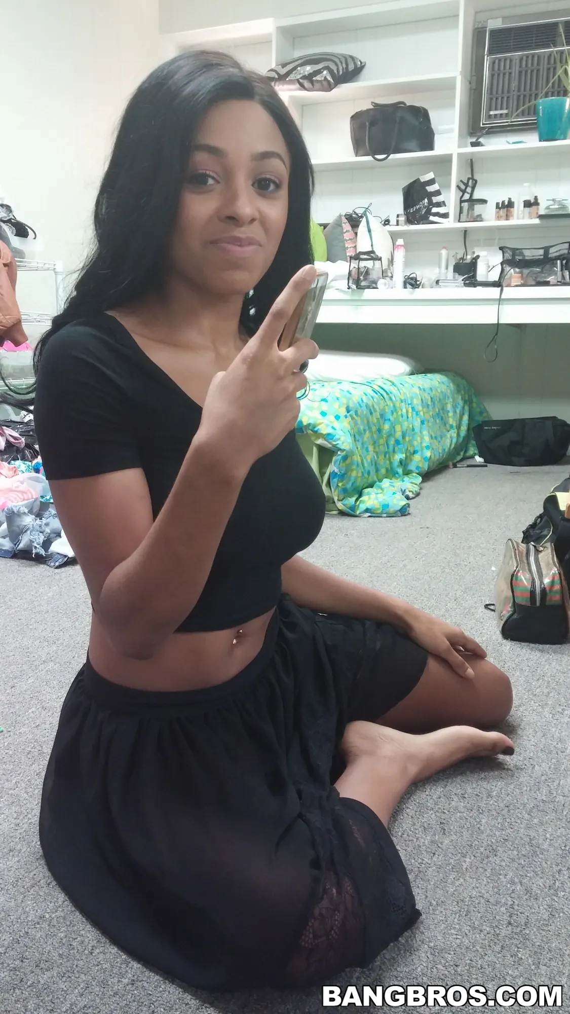 Bangbros 'Belleza de piel color moca follando en un entorno interracial' protagonizando Anya Ivy (foto 50)