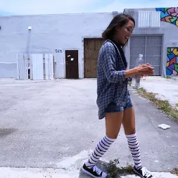 Aria Skye in Enjoying The Game (Photo 96) Aria Skye in 'Bangbros' Enjoying The Game (Thumbnail 96)