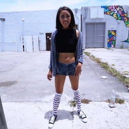 Aria Skye in 'Bangbros' Enjoying The Game (Thumbnail 192)