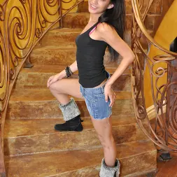 Ariana Fox in 'Bangbros' likes to suck cocks (Thumbnail 9)