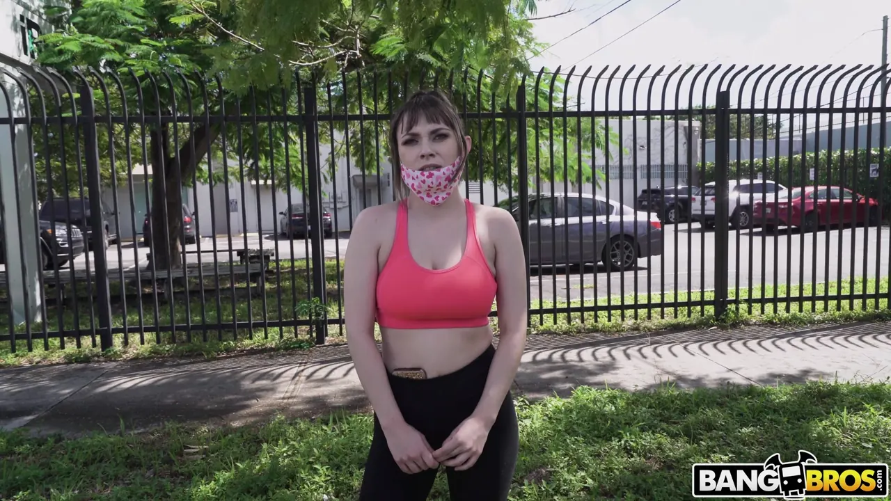 Bangbros 'Ava le quita la tarjeta V a Jimmy' protagonizando Ava Sinclaire (foto 48)