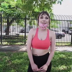 Ava Sinclaire en Ava le quita la tarjeta V a Jimmy (foto 96) Ava Sinclaire en 'Bangbros' Ava le quita la tarjeta V a Jimmy (Miniatura 96)