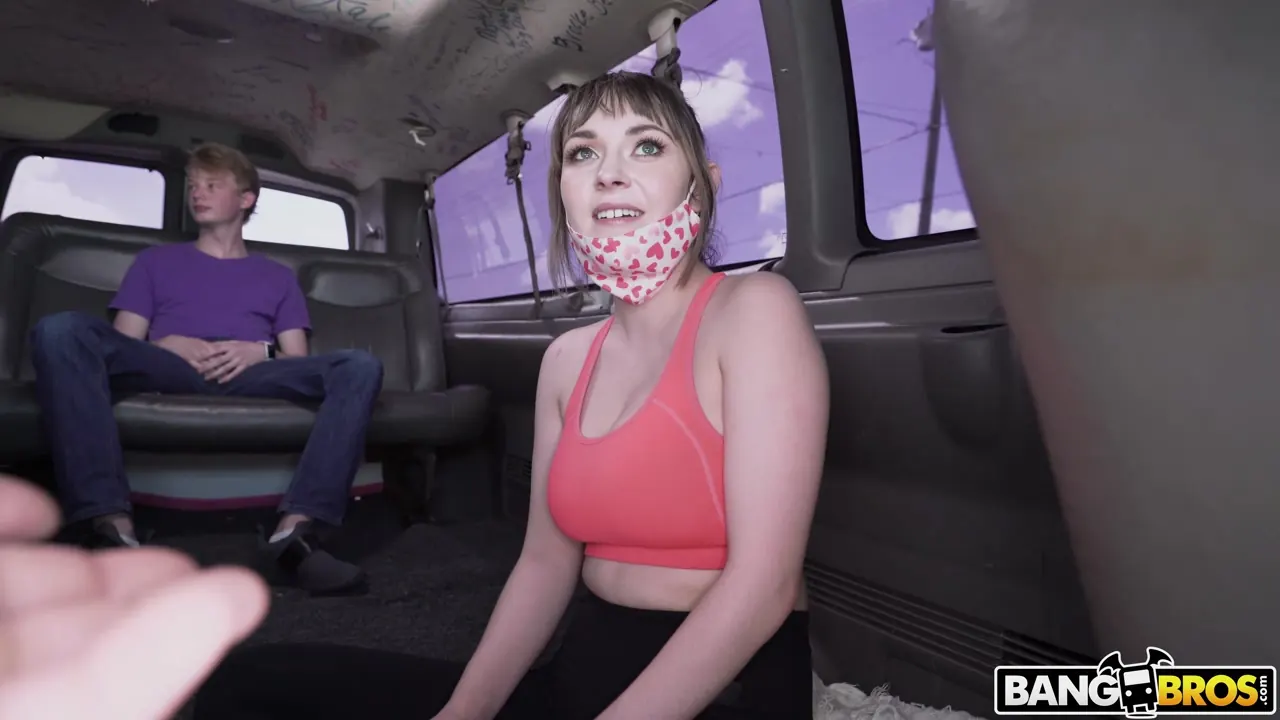 Bangbros 'Ava le quita la tarjeta V a Jimmy' protagonizando Ava Sinclaire (foto 144)