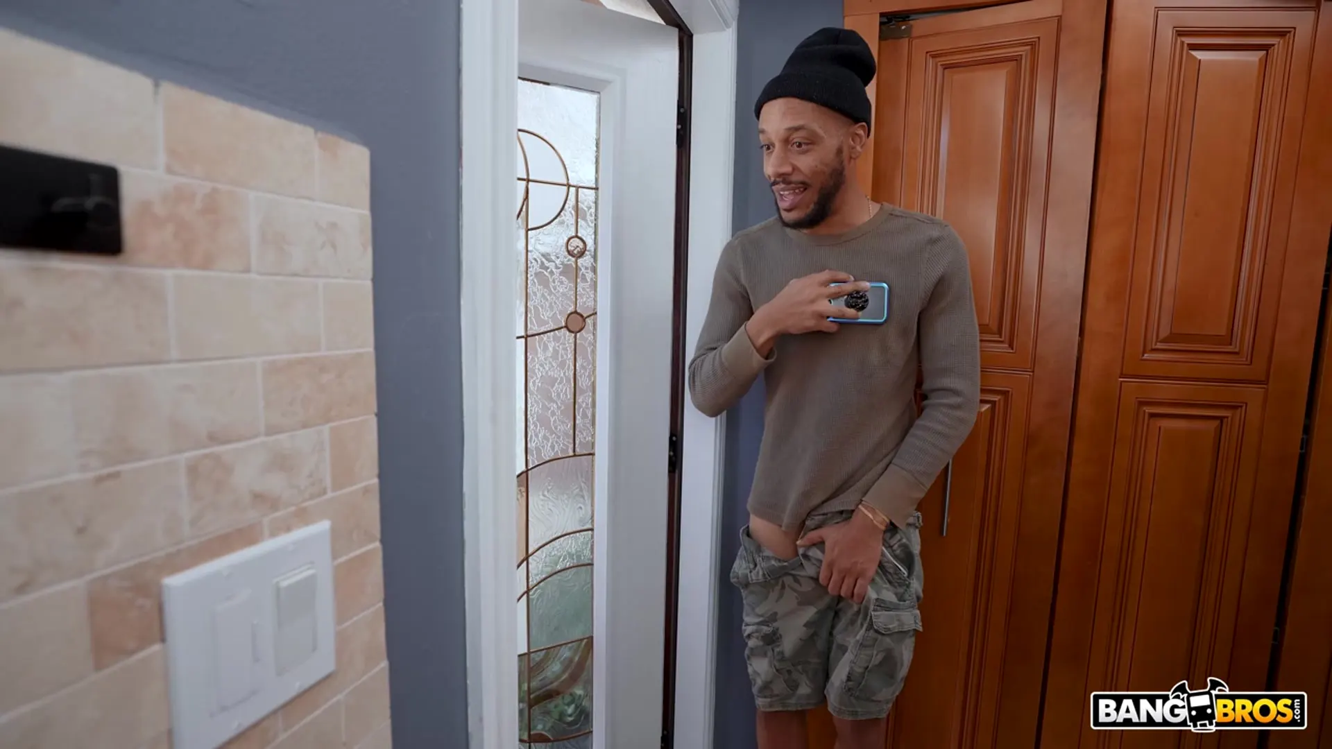 Bangbros 'Surprises Fan With Booty' starring Avery Jane (Photo 57)