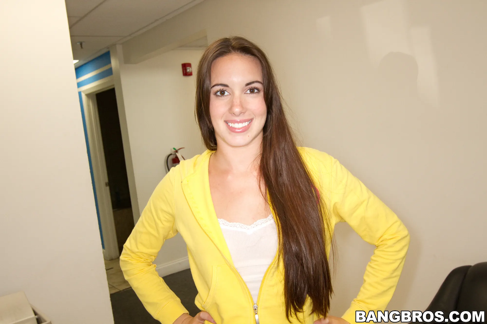 Bailey Bam en 'gets a Tasty Facial' from 'Bangbros' (foto 14) Bangbros 'gets a Tasty Facial' protagonizando Bailey Bam (foto 14)