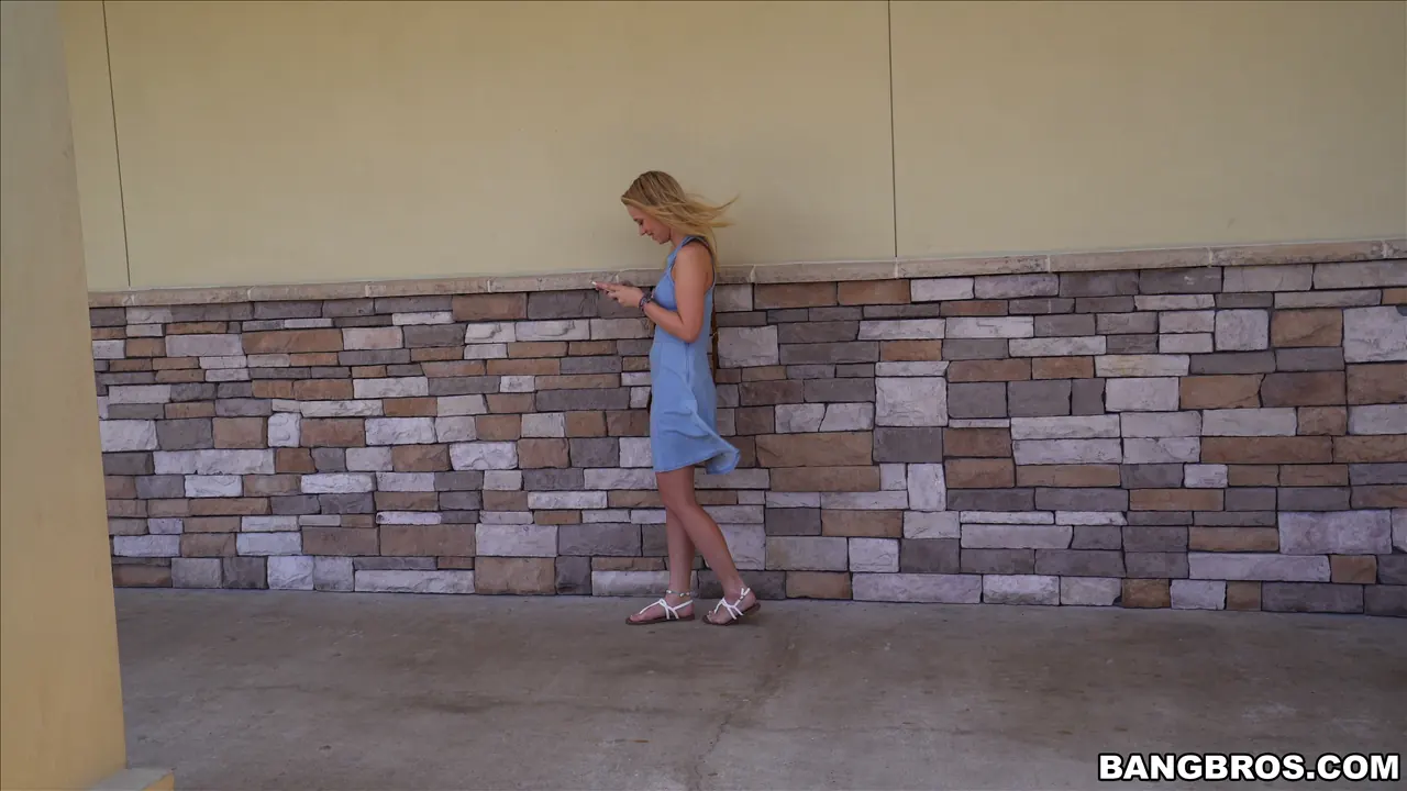 Bailey Brooke en 'Coño de Virginia apretado' from 'Bangbros' (foto 29) Bangbros 'Coño de Virginia apretado' protagonizando Bailey Brooke (foto 29)