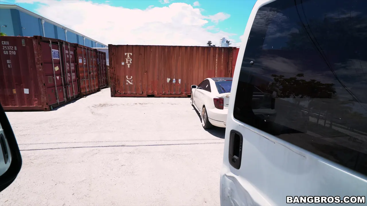 Bangbros 'The Bus Gets Recognized' starring Blaire Ivory (Photo 750)