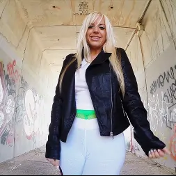 Blondie Fesser in 'Bangbros' Bubble-butt Beach (Thumbnail 1)