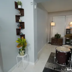 Braylin Bailey en Baqueta de la suerte (foto 220) Braylin Bailey en 'Bangbros' Baqueta de la suerte (Miniatura 220)