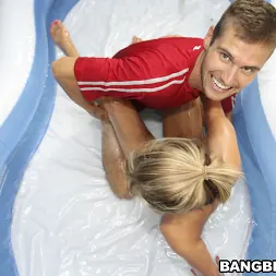 Bree Olson in Bree Olsen Bagged Herself a Loser (Photo 90) Bree Olson in 'Bangbros' Bree Olsen Bagged Herself a Loser (Thumbnail 90)