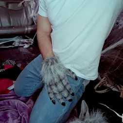 Britt Blair en 'Bangbros' Pequeña azada roja (Miniatura 1125)