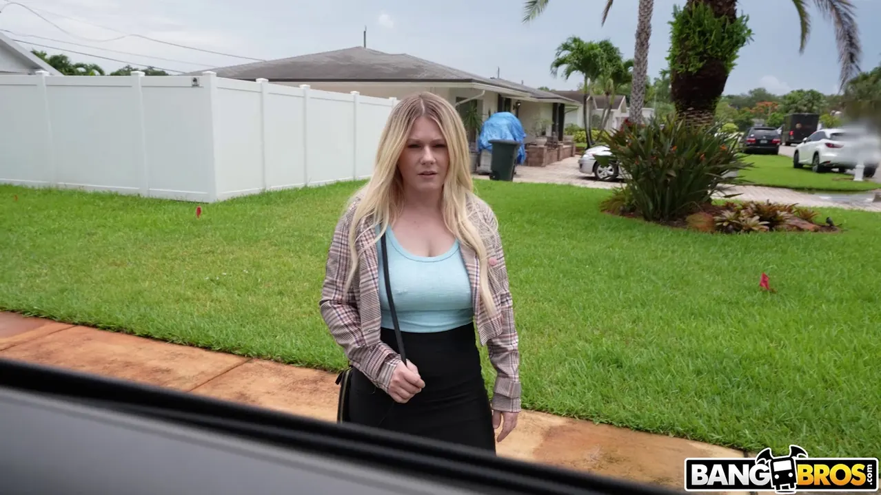 Bangbros 'The Bus Ends A Dry Spell' starring Brooke Ivory (Photo 1050)