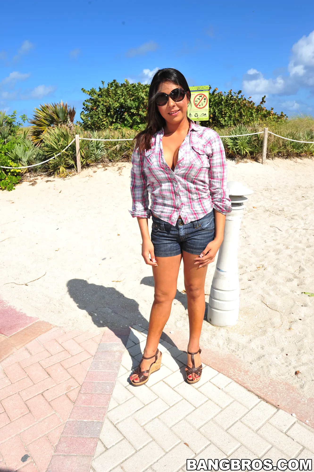 Candi Cox in 'Candi Coxx tits are fucking amazing' from 'Bangbros' (Photo 1) Bangbros 'Candi Coxx tits are fucking amazing' starring Candi Cox (Photo 1)