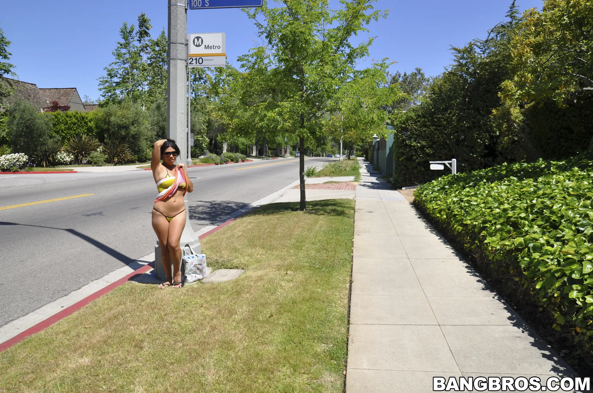 Bangbros 'Pool Side Fuckin'' starring Cassandra Cruz (Photo 34)