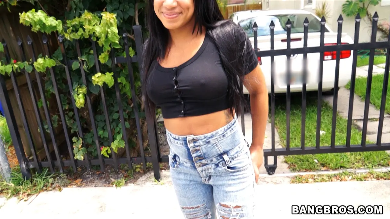 Bangbros 'Sexy blonde fucked on the Bangbus' starring Chanel Monroe (Photo 231)