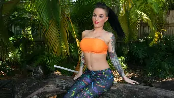 Christy Mack in 'Sucking Dick For Money!'