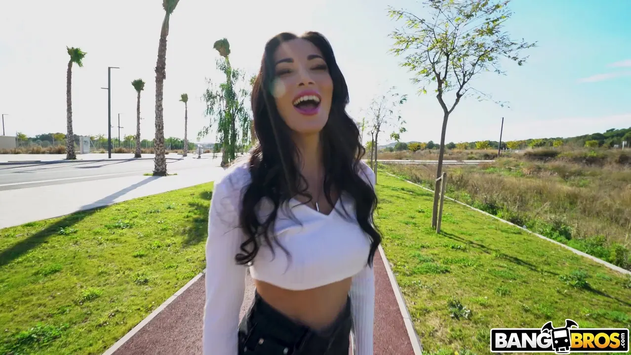 Bangbros 'Anal público profundo' protagonizando Clea Gaultier (foto 520)