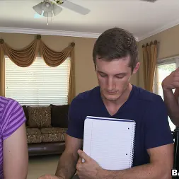 Cory Chase en 'Bangbros' Dándole consejos sexuales a la hijastra (Miniatura 58)