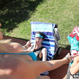 Cory Chase en 'Bangbros' Madrastra convierte sueños húmedos en realidad (Miniatura 80)