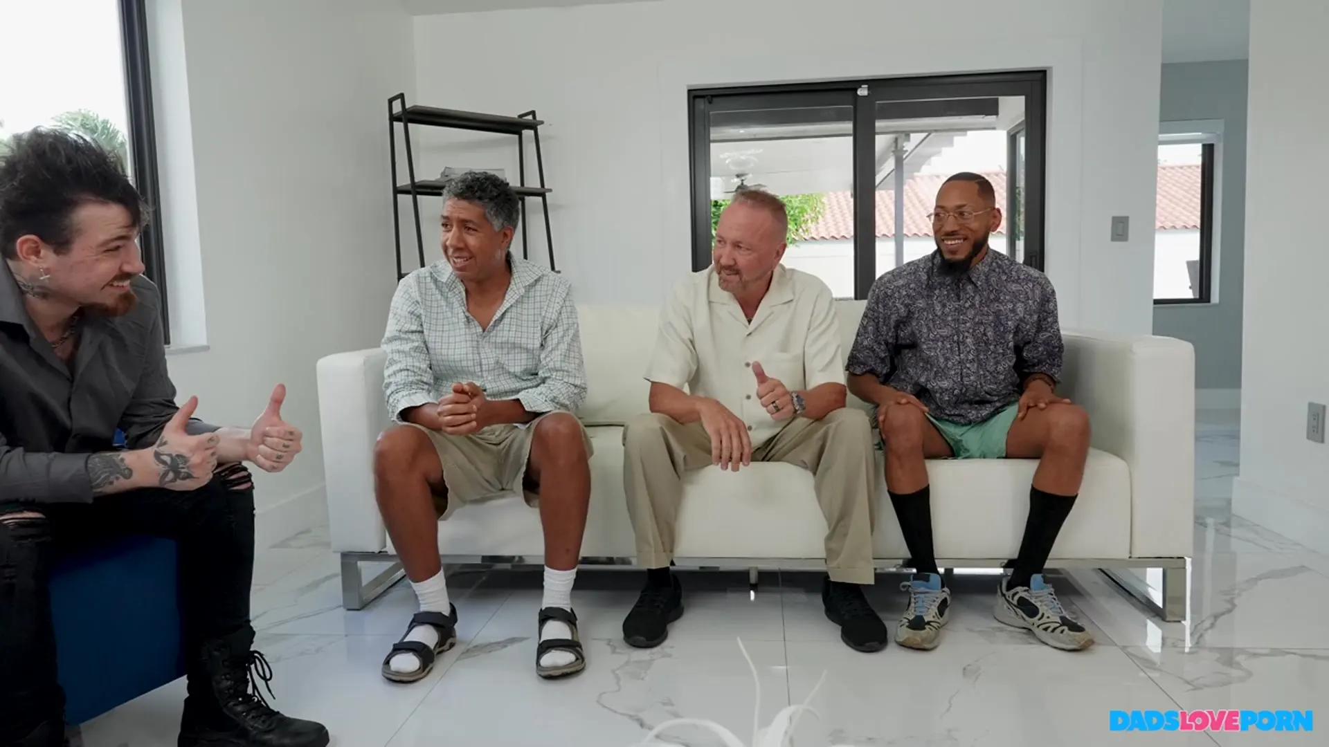 Bangbros 'Papás en el set, parte 1: Competencia de movimientos sexuales' protagonizando Cubbi Thompson (foto 126)