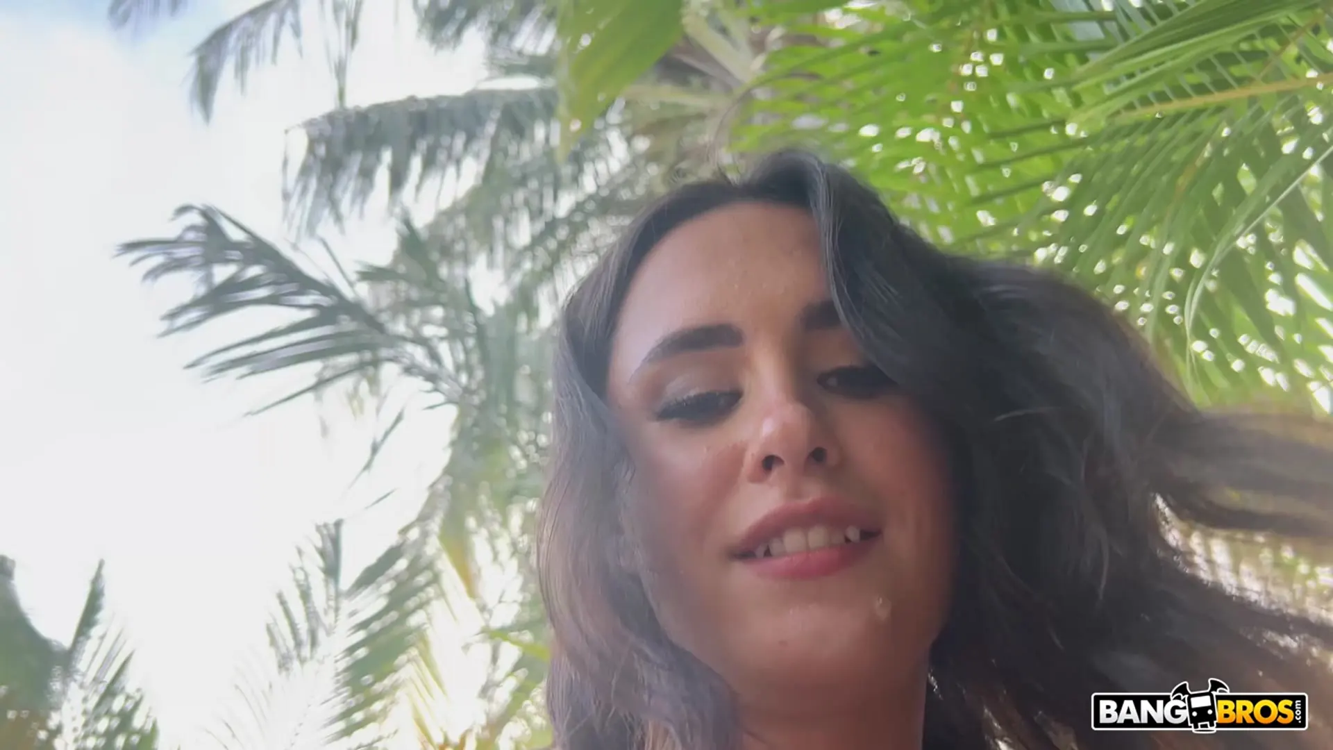 Bangbros 'Video sexual en la laguna de la piscina' protagonizando Daisy Phoenix (foto 540)