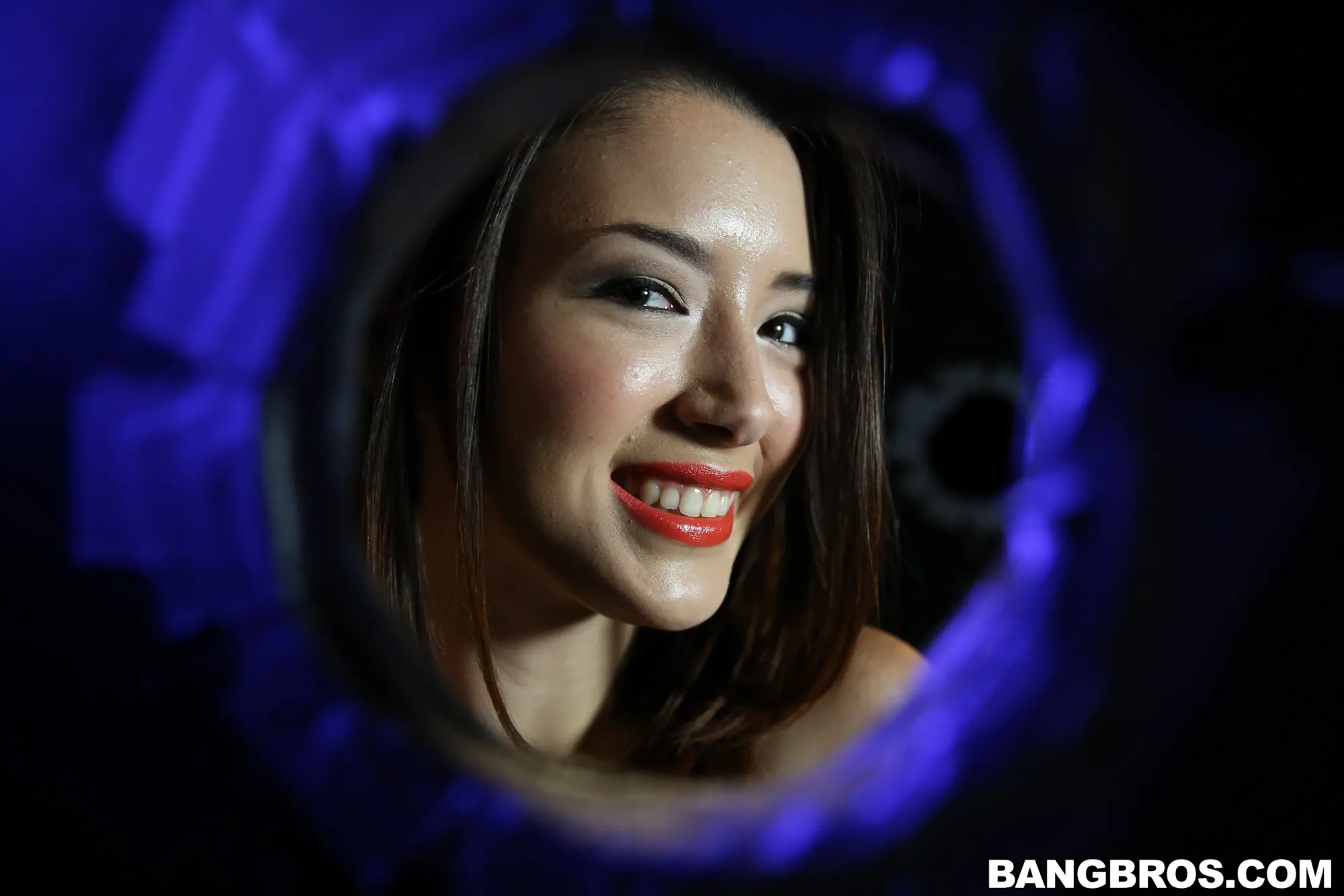 Daisy Summers in 'Does the Glory Hole' from 'Bangbros' (Photo 16) Bangbros 'Does the Glory Hole' starring Daisy Summers (Photo 16)