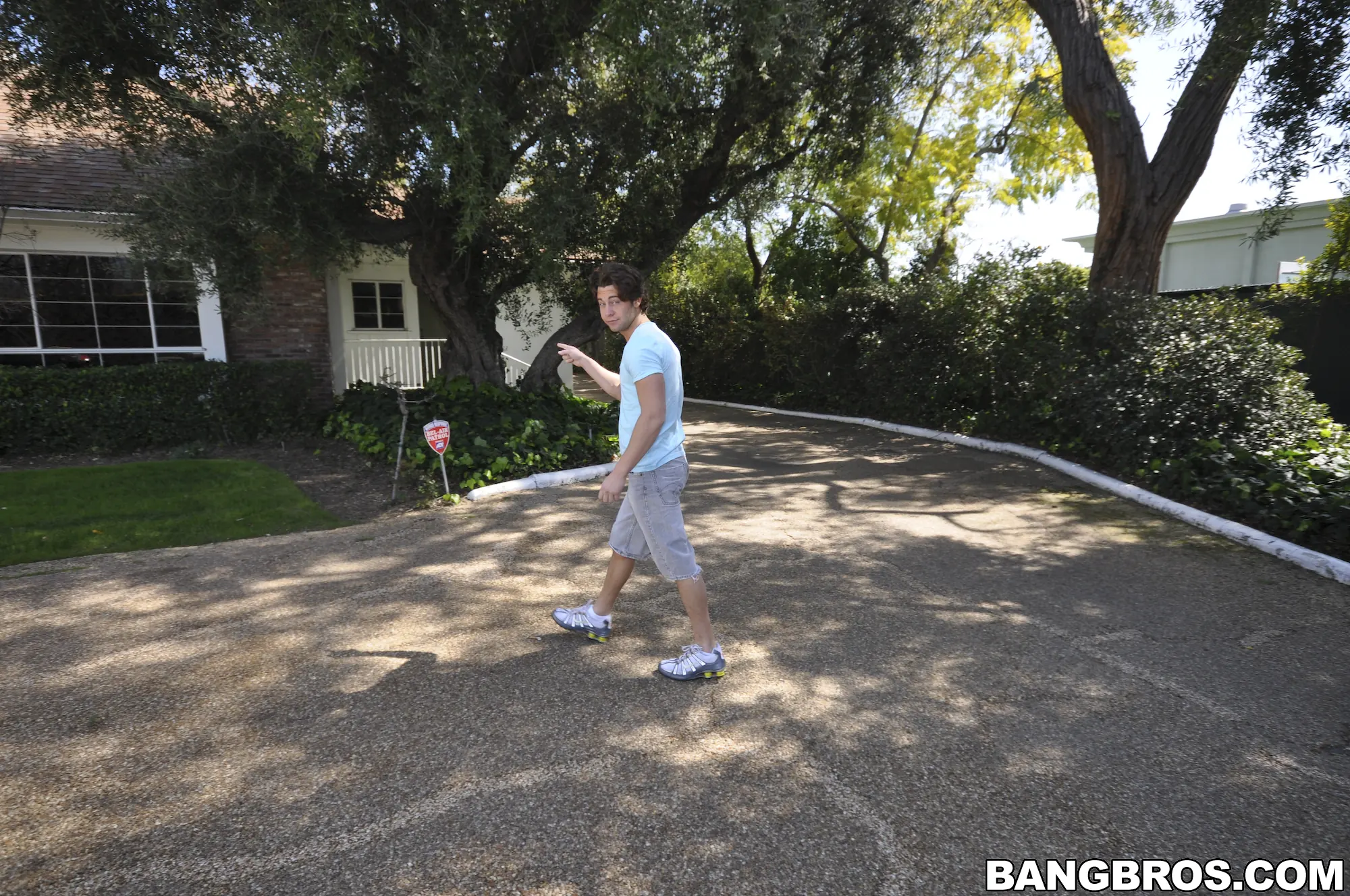 Devon Lee en 'Bañarse con una MILF' from 'Bangbros' (foto 315) Bangbros 'Bañarse con una MILF' protagonizando Devon Lee (foto 315)