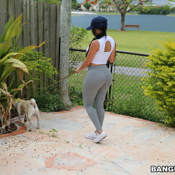 Diamond Kitty in 'Bangbros' Arrives at Anal City (Thumbnail 1)