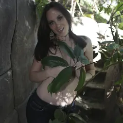 Diamond Kitty in 'Bangbros' The Waiter Special (Thumbnail 248)