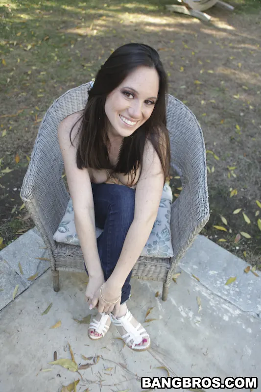 Bangbros 'The Waiter Special' starring Diamond Kitty (Photo 279)