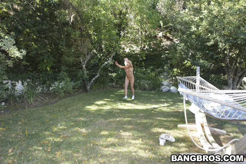 Bangbros 'The Waiter Special' starring Diamond Kitty (Photo 527)