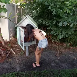 Eevee Luna en 'Bangbros' La experiencia de Miami (Miniatura 61)