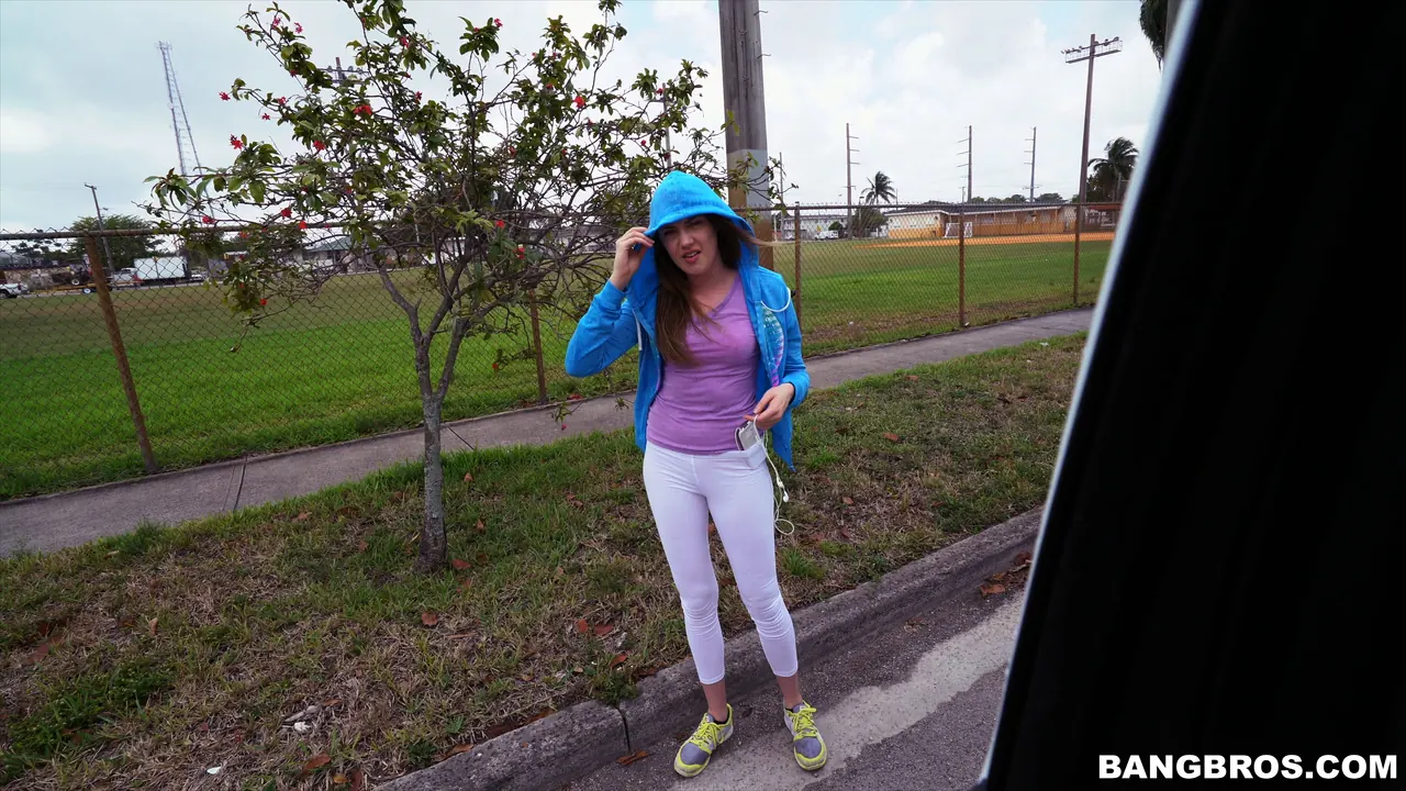 Elena Kushka in 'Stretching Elena' from 'Bangbros' (Photo 56) Bangbros 'Stretching Elena' starring Elena Kushka (Photo 56)